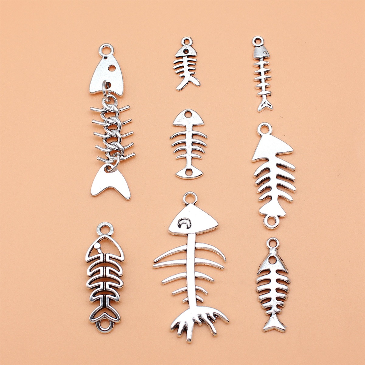 Vintage Collectible Jewelry - 8pcs Antique Silver Color Fish Bones