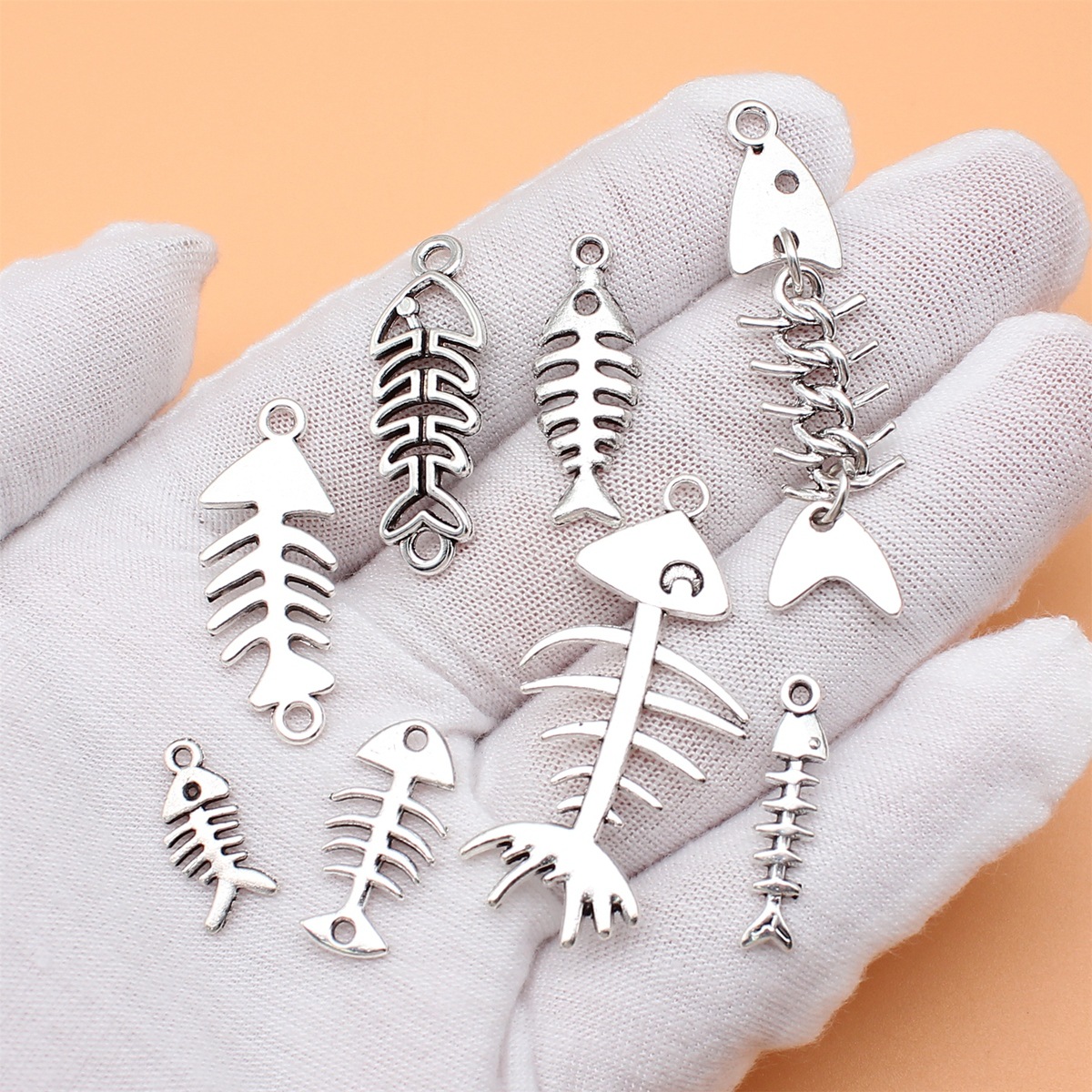 8pcs Antique Silver Color Fish - Vintage Collectible Jewelry ulasan dan harga